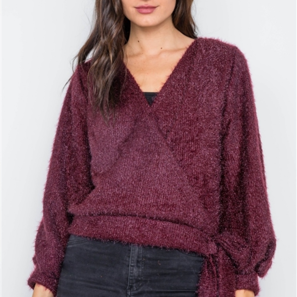 📦 MOVE OUT SALE - Fuzzy Long Sleeve Burgundy Sweater